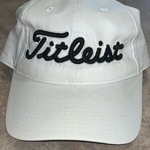 TITLEIST TSR GOLF STRAPBACK HAT